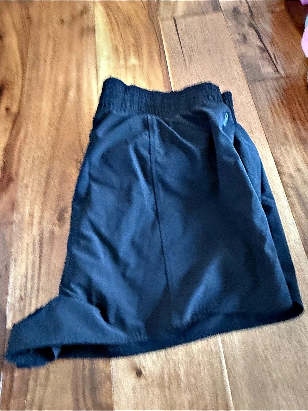 All in Motion Active Light High-Rise Shorts 3" Blue & Black Large - Picture 2 of 6